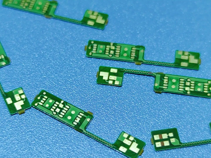華日激光Cypress2紫外|綠光激光器電子電路PCB分板、水口激光切割